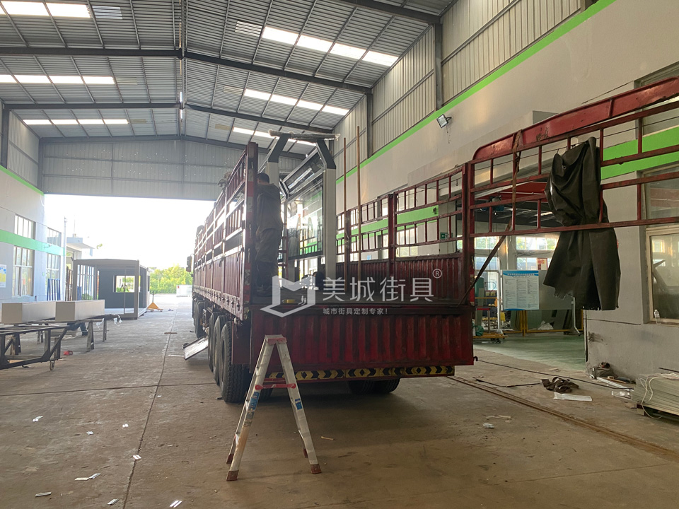 公交站臺候車亭發(fā)貨圖 公交站臺候車亭發(fā)貨圖