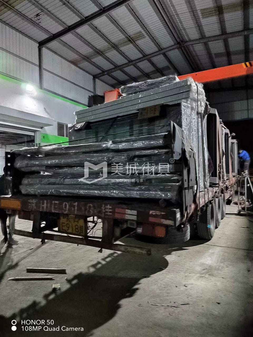 2022.10.18美城街具供應(yīng)臺(tái)州第三、四車(chē)候車(chē)亭發(fā)貨記錄