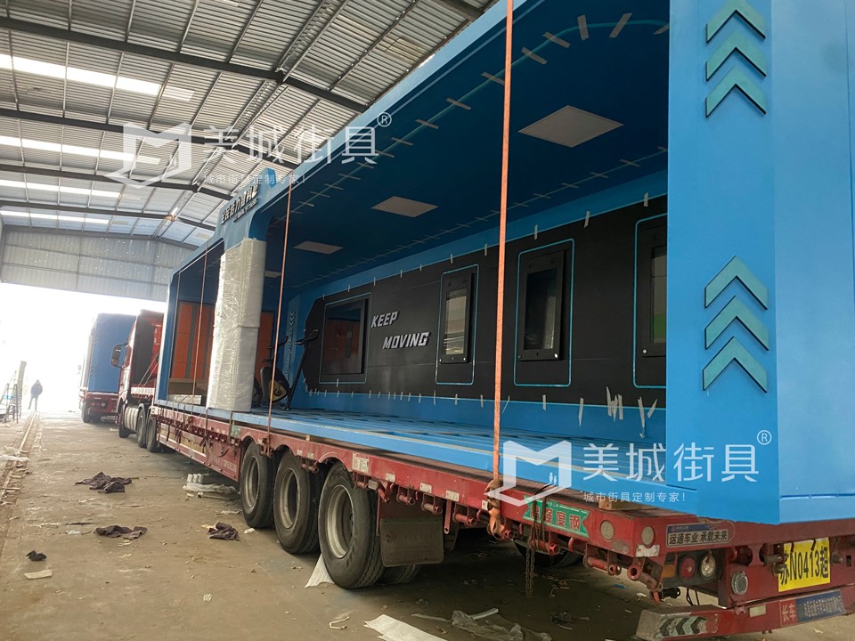 2023.12.21美城街具供應(yīng)的公交站臺安裝實(shí)景圖 2023.12.21美城街具供應(yīng)的公交站臺安裝實(shí)景圖